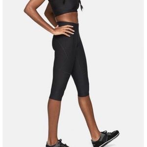 Outdoor Voices Kneecap Warmup Legging in Charcoal